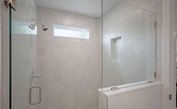 8034 Macinnes Dr in Jacksonville, FL - Building Photo - Building Photo