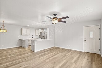 3240 Osborn Dr in Lake Havasu City, AZ - Building Photo - Building Photo