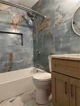 128 Woodberry Ct in Woodstock, GA - Foto de edificio - Building Photo