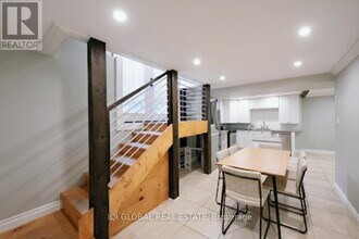 189 River Oaks Blvd W in Oakville, ON - Building Photo - Building Photo