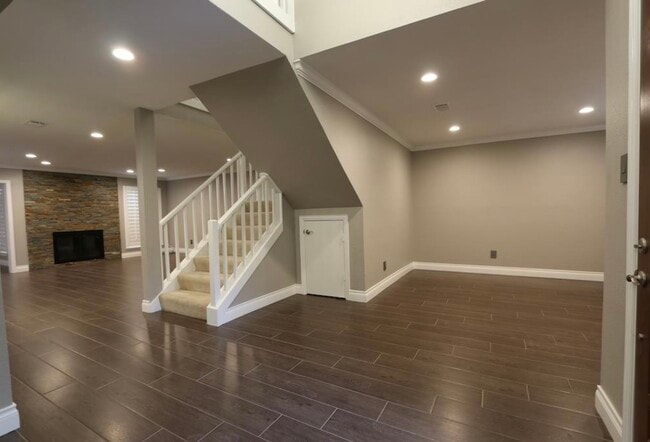 property at 2842 River Birch Dr