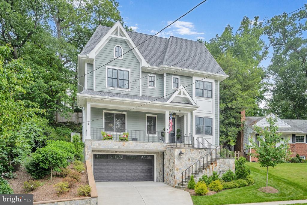 1821 N Jackson St in Arlington, VA - Building Photo