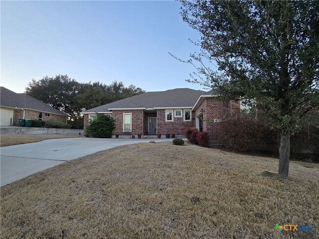 property at 8004 Ridgeway Ct