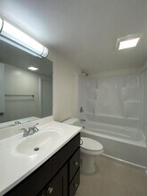 130 N Richmont Dr in Anaheim, CA - Building Photo - Building Photo