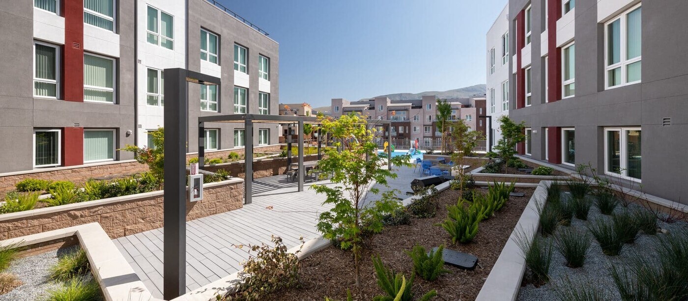 Reilly Station in Fremont, CA - Building Photo