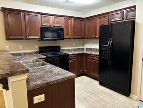 2762 Southwood View in Bessemer, AL - Building Photo - Building Photo