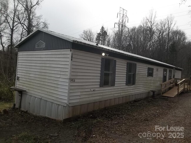 146 Thornwood Ln in Stanley, NC - Foto de edificio - Building Photo
