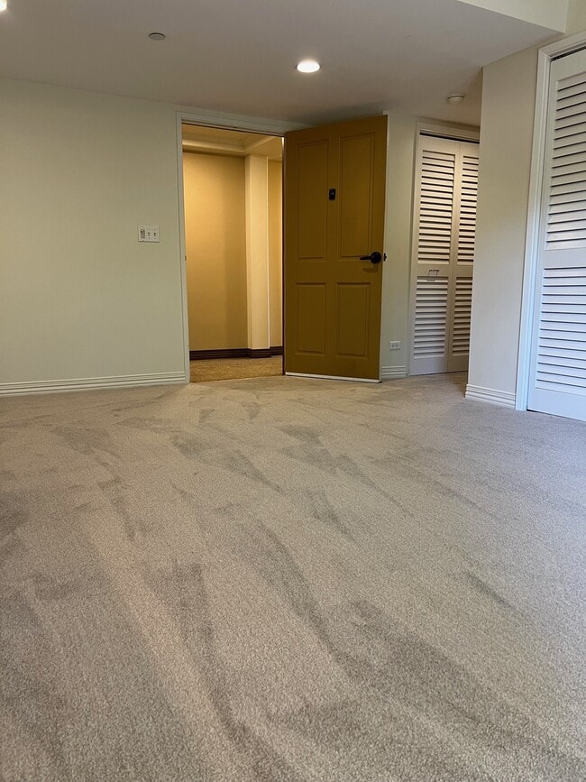 21 Craigside Pl in Honolulu, HI - Building Photo - Building Photo