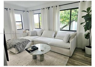 3439 Percival Ave in Miami, FL - Building Photo - Building Photo