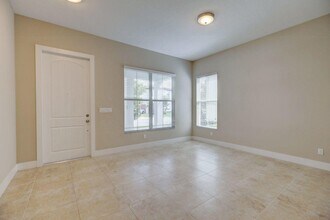 1079 Faulkner Ter in Palm Beach Gardens, FL - Building Photo - Building Photo