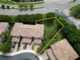 9999 Chiana Cir in Ft. Myers, FL - Building Photo