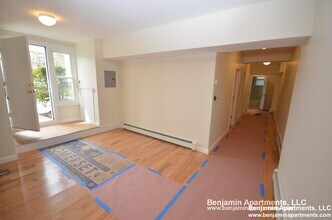 1640 Commonwealth Ave in Boston, MA - Building Photo - Building Photo