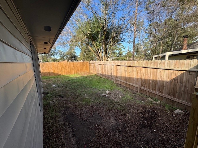 property at 5413 Diane Ct