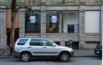 Residence in Vancouver, BC - Building Photo - Building Photo