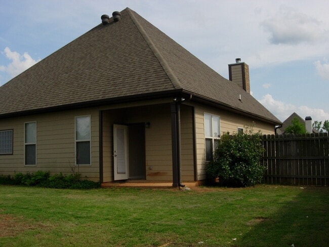 809 Barkley Dr in Alabaster, AL - Building Photo - Building Photo