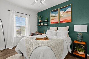 Campus Crossings at Star Pass in Tucson, AZ - Building Photo