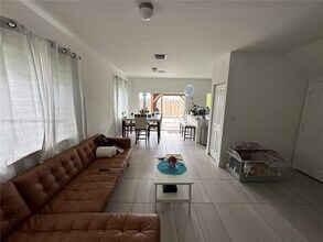 1238 NW 4th Ln in Florida City, FL - Building Photo - Building Photo