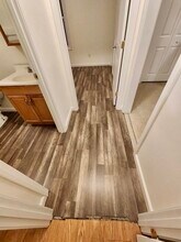 5 Woodbine St, Unit 2 in Worcester, MA - Building Photo - Building Photo