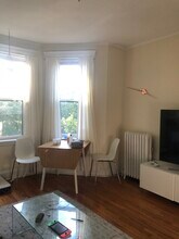 378 Riverway, Unit #17 in Boston, MA - Building Photo - Building Photo