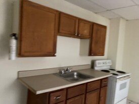 3xx N 1st Ave in Coatesville, PA - Building Photo