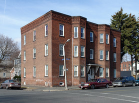 324 Hampden St Apartments