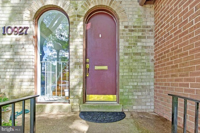 10927 Deborah Dr in Potomac, MD - Building Photo - Building Photo