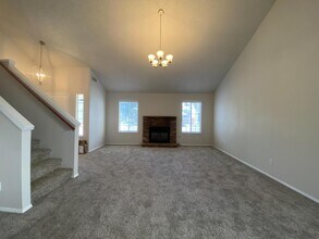 1868 E Houston Ave in Fresno, CA - Building Photo - Building Photo