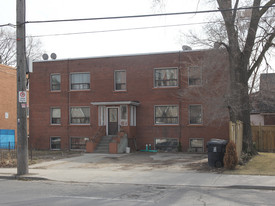 1246 Weston Rd in Toronto, ON - Building Photo