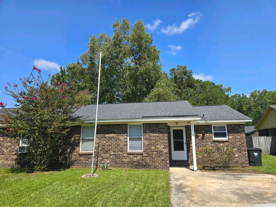 101 Canvasback Dr in Summerville, SC - Building Photo