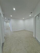 16820 SW 1st Manor in Pembroke Pines, FL - Building Photo