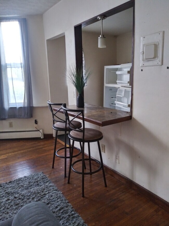 325 McGregor Ave, Unit #2 in Cincinnati, OH - Building Photo - Building Photo