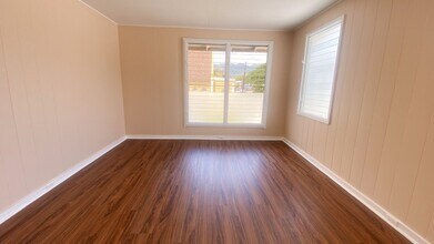 1347 Palolo Ave in Honolulu, HI - Building Photo - Building Photo