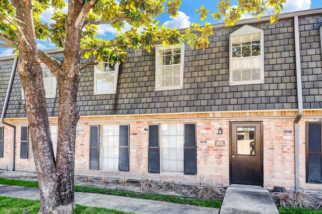 9031 Gaylord Dr in Houston, TX - Building Photo - Building Photo