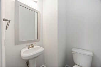 4012 Centre Valley Ln in Houston, TX - Building Photo - Building Photo