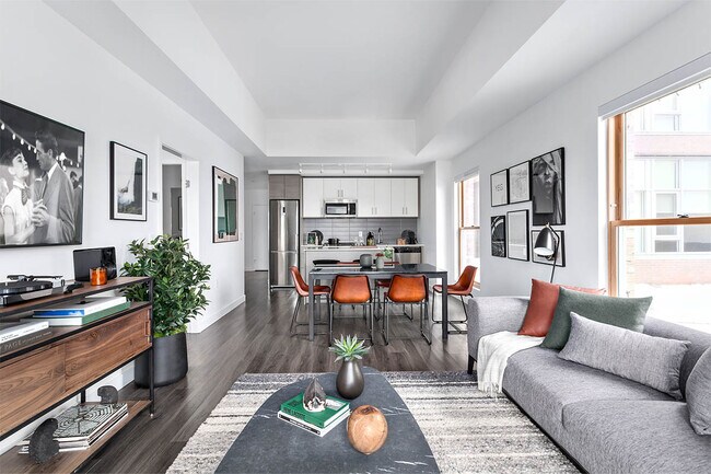 The MacLaren in Edmonton, AB - Building Photo - Building Photo