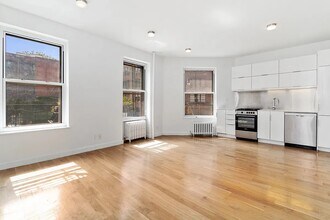 48 Bedford St in New York, NY - Foto de edificio - Building Photo