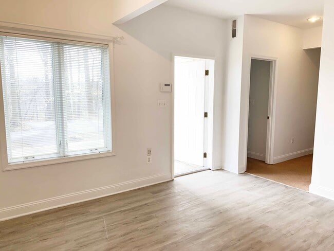 8309 Old Seven Locks Rd, Unit 1