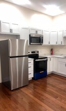 15 Delaware St, Unit 1 in Albany, NY - Building Photo - Building Photo