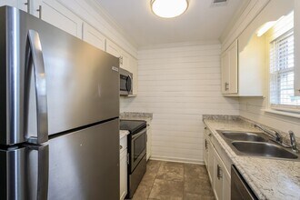 4062 Burning Tree Ln in Augusta, GA - Building Photo - Building Photo