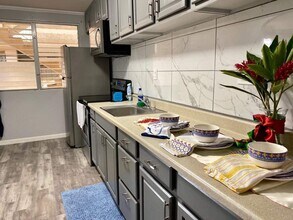 94-245 Leowahine St-Unit -D1012 in Waipahu, HI - Building Photo - Building Photo