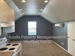 4172 Lake Bridge Dr in South Jordan, UT - Building Photo - Building Photo
