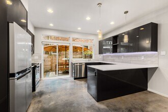 2105 E Alder St in Seattle, WA - Building Photo - Building Photo