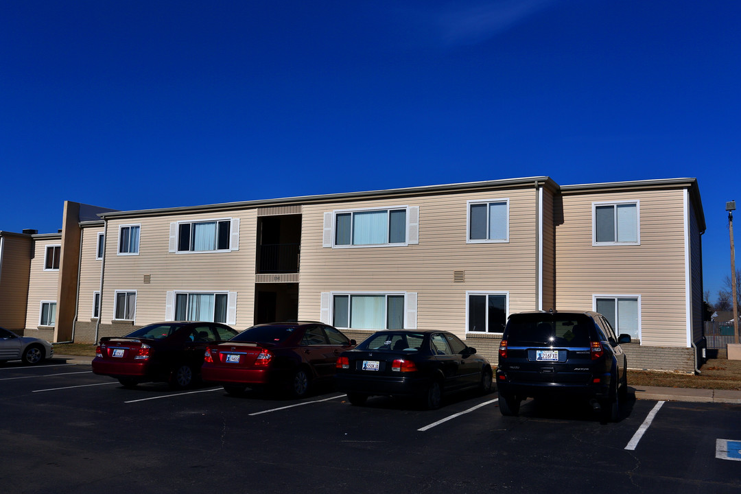 Parkwood Apartments in Norman, OK - Building Photo