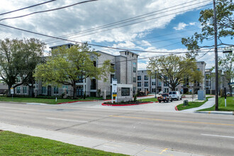 Dakota at Deer Park in Deer Park, TX - Building Photo - Building Photo