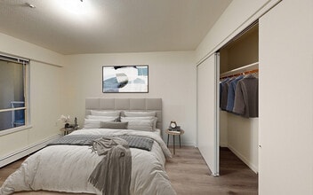 3575 W Broadway in Vancouver, BC - Building Photo - Building Photo