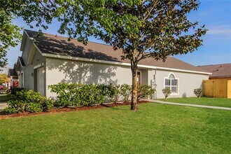 5624 New Cambridge Rd in Orlando, FL - Building Photo - Building Photo