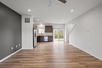 2236 Elias Boone Ct in Hebron, KY - Building Photo - Building Photo