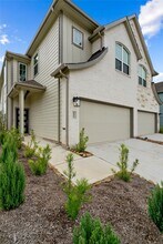 603 Silver Pear Ct in Montgomery, TX - Building Photo - Building Photo