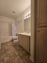 3712 E Cactus Creek Ct, Unit 103 in Littleton, CO - Foto de edificio - Building Photo