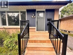 64 Maywood Rd in Kitchener, ON - Building Photo - Building Photo